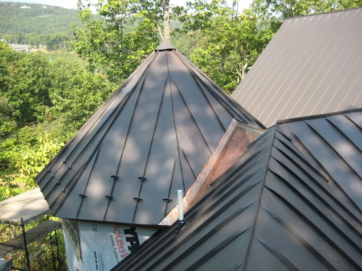 Professional Gutter Cleaning by Craftsman Roofing in Sterling